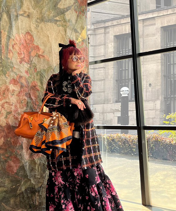 「レースの魔術師」小室しづか